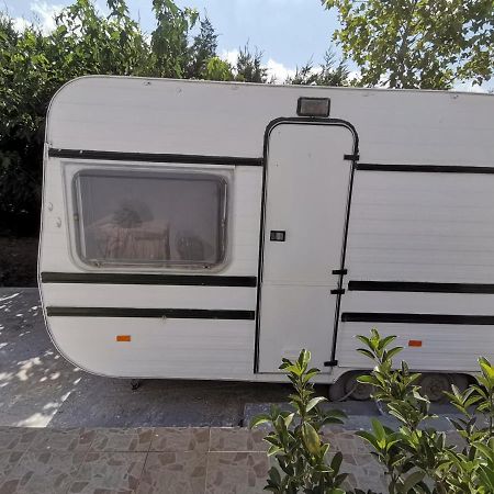 Green Garden Caravan Hotel Agrilia Kültér fotó