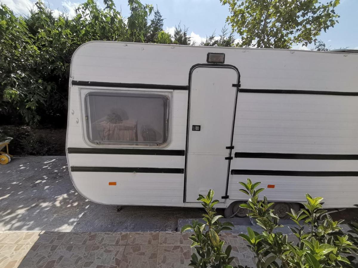Green Garden Caravan Hotel Agrilia Kültér fotó